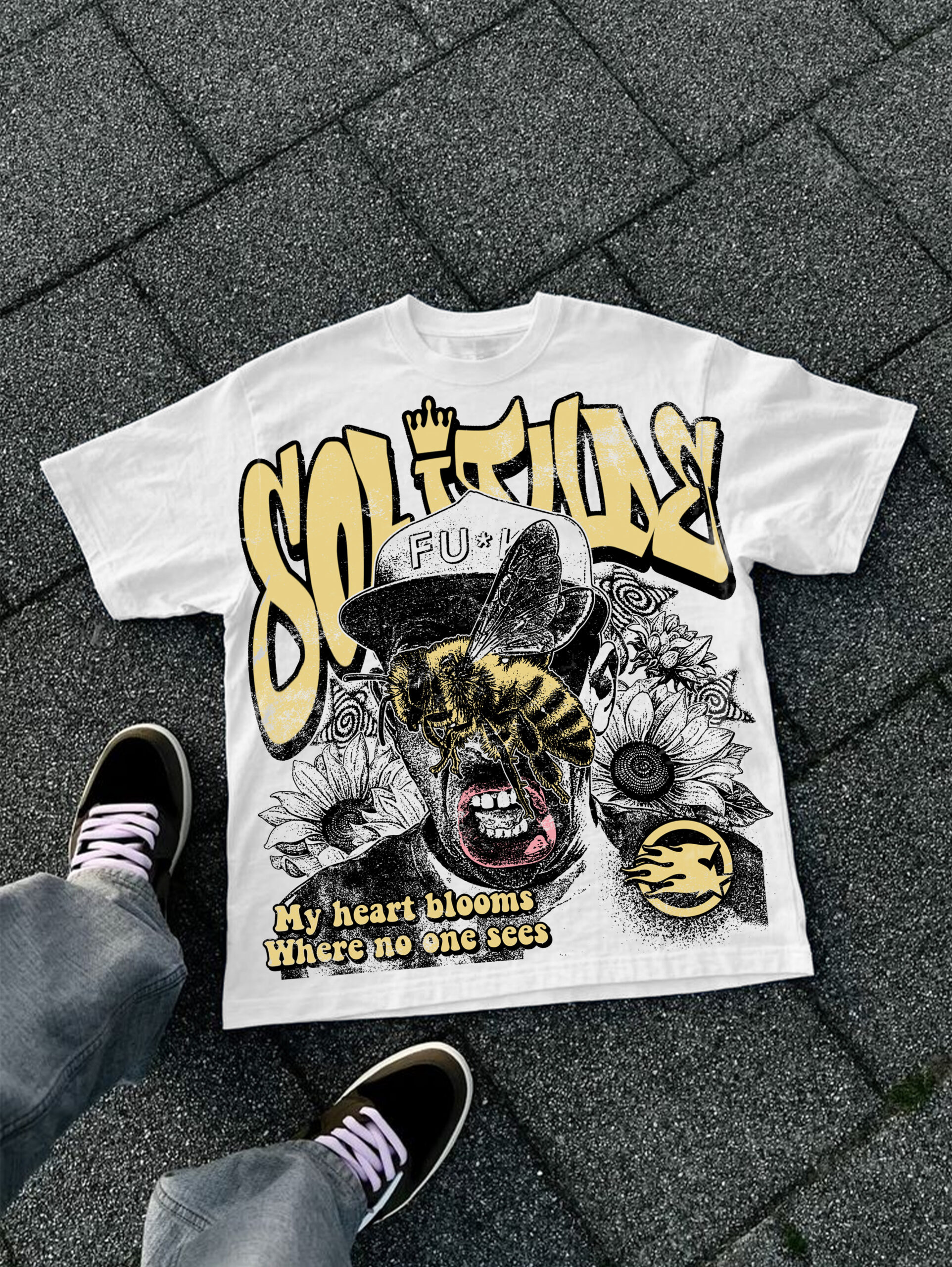 Flower Boy Bee Sunflower Vintage Street Character Graphic Cotton T-Shirt V-Neck Short Sleeve